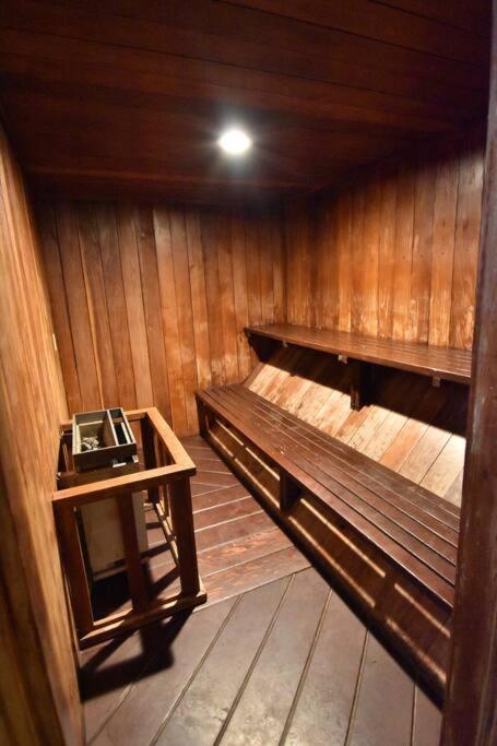 Cozy At Canyon Lodge! Sleeps 8, A Walk To Canyon Mammoth Lakes