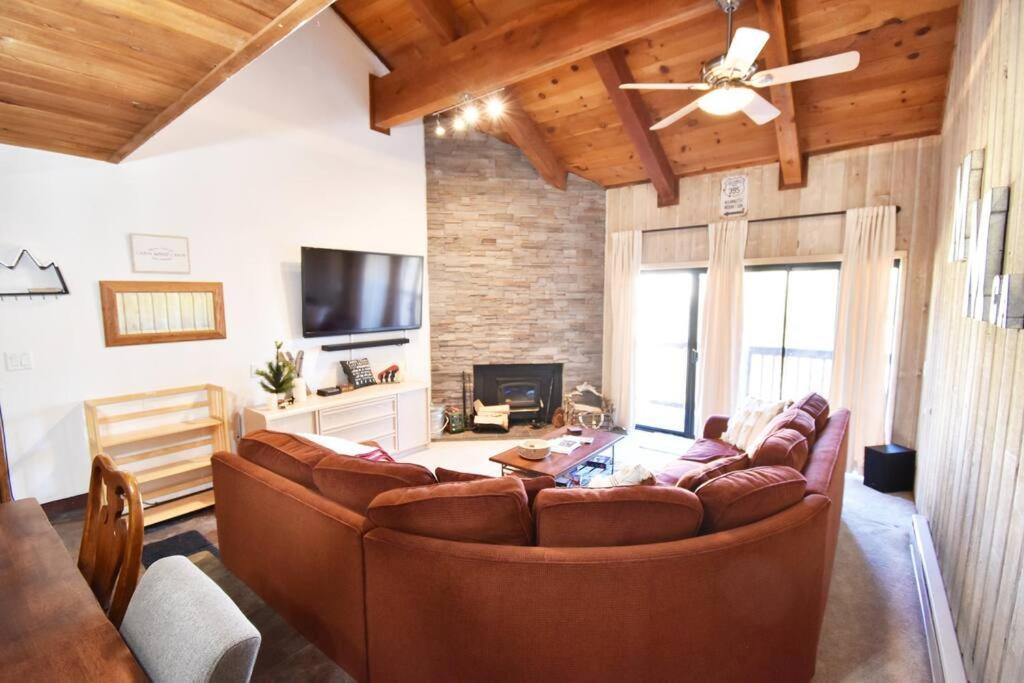 Cozy At Canyon Lodge! Sleeps 8, A Walk To Canyon