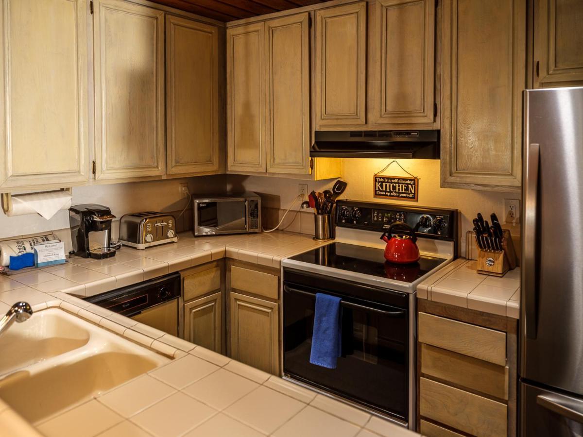 Cozy At Canyon Lodge! Sleeps 8, A Walk To Canyon *