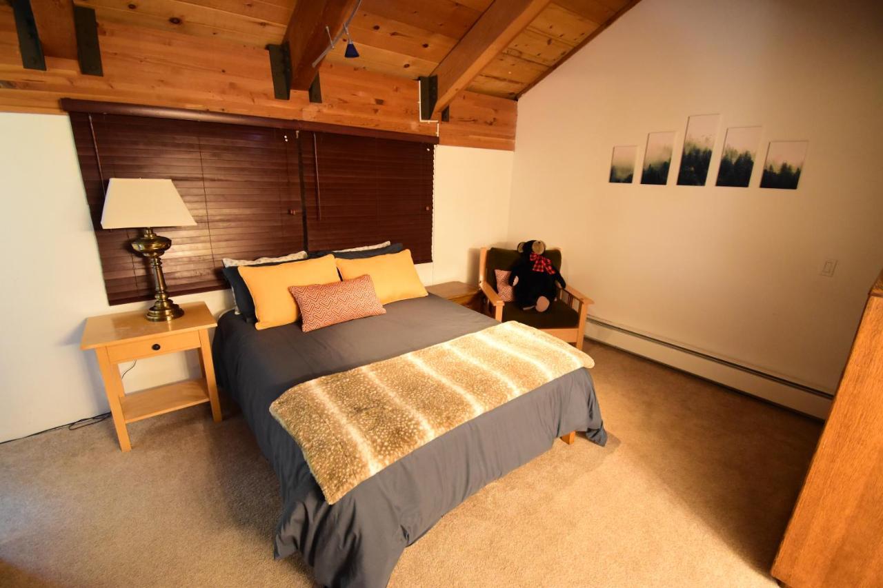 Hébergement de vacances Cozy At Canyon Lodge! Sleeps 8, A Walk To Canyon Mammoth Lakes
