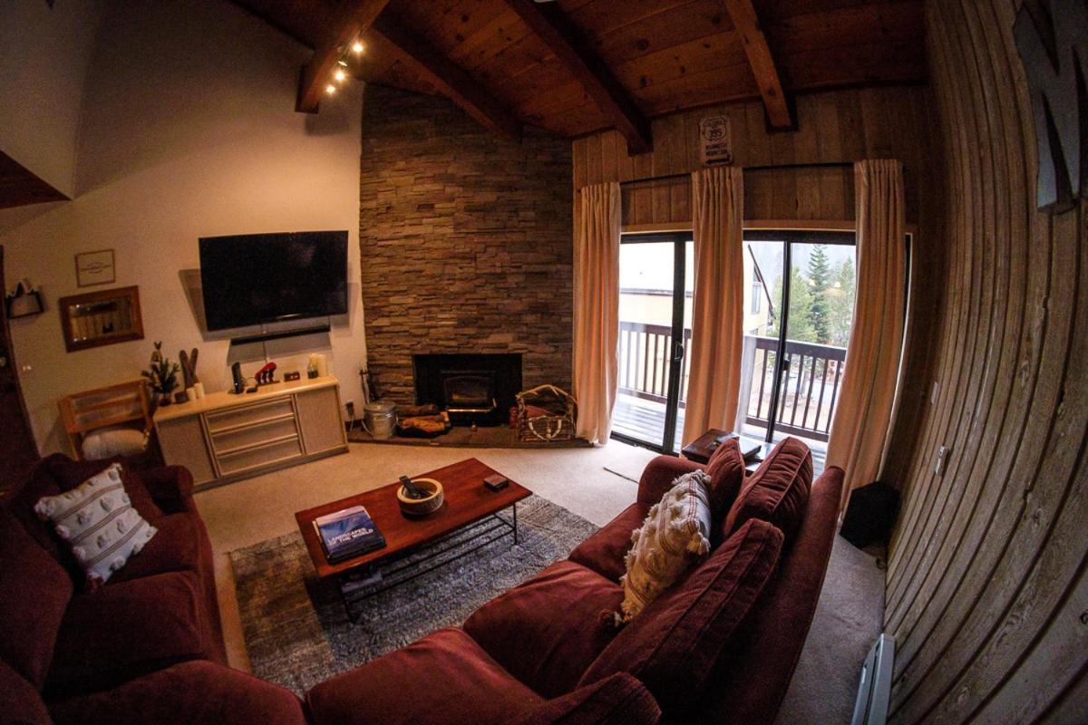 Cozy At Canyon Lodge! Sleeps 8, A Walk To Canyon * Mammoth Lakes